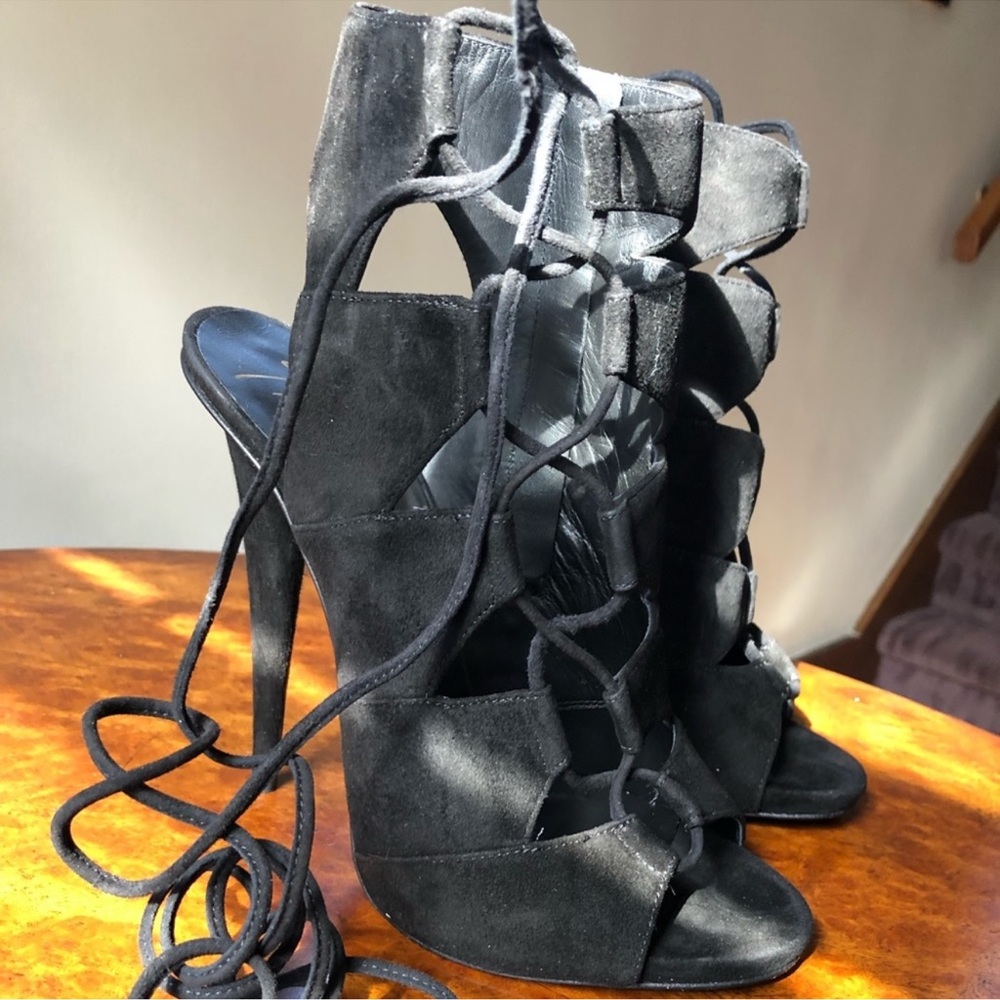 Giuseppe Zanotti Lace Up Heels 39
